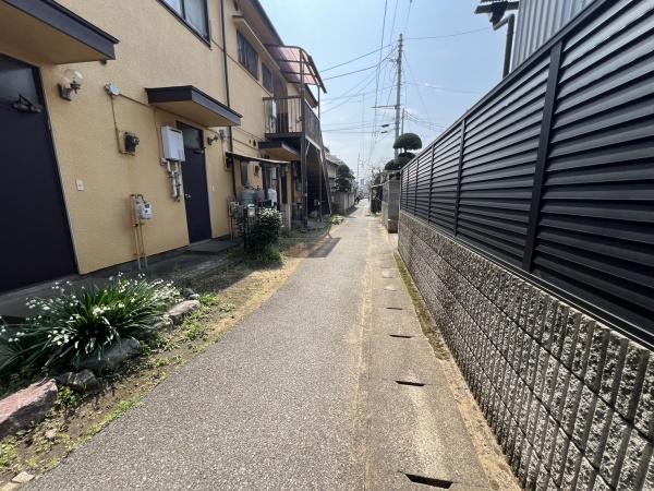 ��t����t�s�Ԍ���斋����3���� 1105-5�̒��È�ˌ��Ă̑O�ʓ��H�܂ތ��n�ʐ^