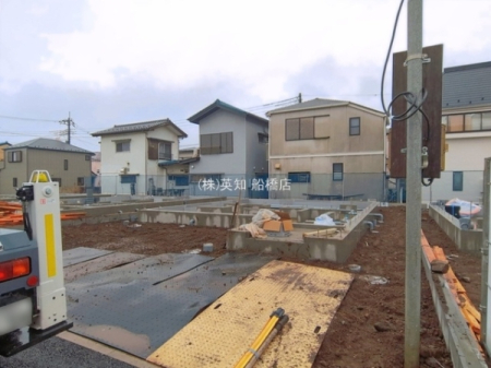 ��t���D���s�����3���ڂ̐V�z��ˌ��Ă̂��̑����n