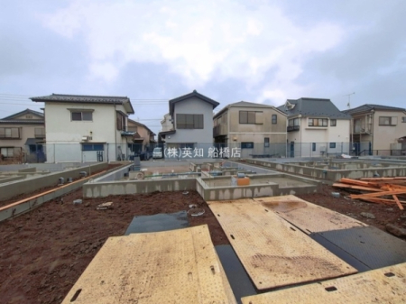 ��t���D���s�����3���ڂ̐V�z��ˌ��Ă̌��n�O�ώʐ^