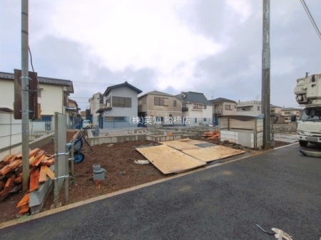 ��t���D���s�����3���ڂ̐V�z��ˌ��Ă̂��̑����n