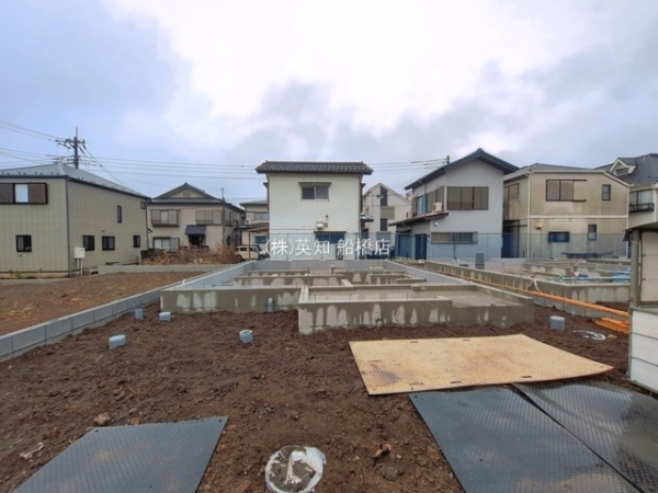 ��t���D���s�����3���ڂ̐V�z��ˌ��Ă̌��n�O�ώʐ^