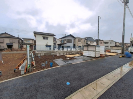 ��t���D���s�����3���ڂ̐V�z��ˌ��Ă̂��̑����n