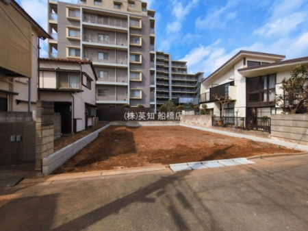 ��t���K�u��s���K�u��3���ڂ̐V�z��ˌ��Ă̂��̑����n