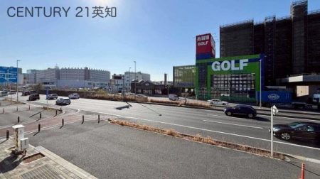 ��t����t�s������o��4���ڂ̒��Ã}���V�����̏Z�˂���̒��]�ʐ^