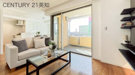 ��t����t�s������o��4���ڂ̒��Ã}���V�����̓��d�l�ʐ^(���r���O�j