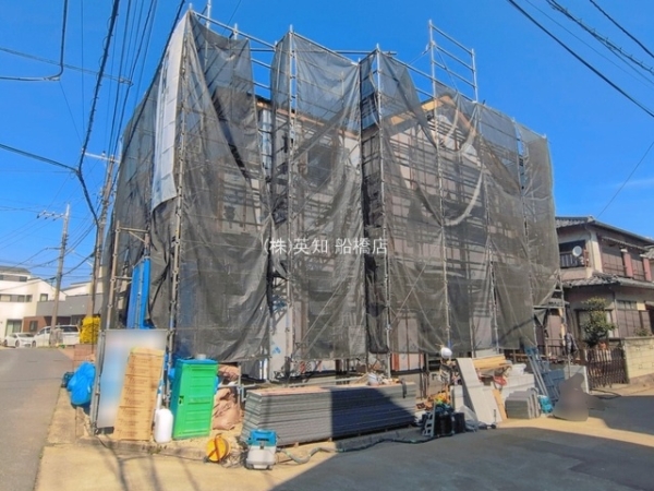 ��t���D���s�x�͑�1���ڂ̐V�z��ˌ��Ă̂��̑����n