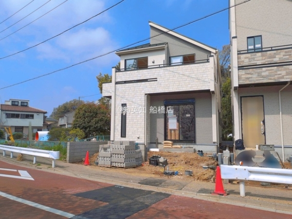 ��t���D���s�ŎR7���ڂ̐V�z��ˌ��Ă̂��̑����n