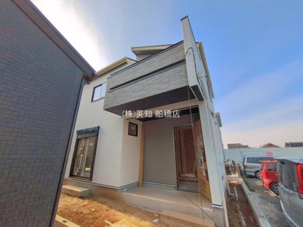 ��t���D���s�K�u���4���ڂ̐V�z��ˌ��Ă̌��n�O�ώʐ^