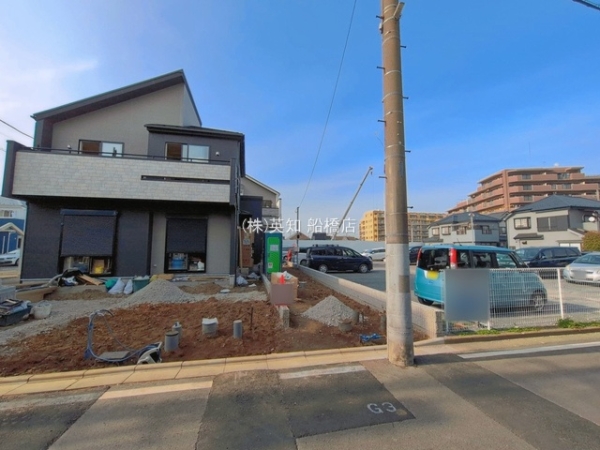 ��t���D���s�K�u���4���ڂ̐V�z��ˌ��Ă̂��̑����n