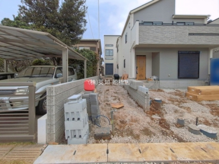 ��t���D���s�K�u���6���ڂ̐V�z��ˌ��Ă̂��̑����n