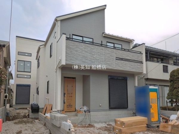 ��t���D���s�K�u���6���ڂ̐V�z��ˌ��Ă̌��n�O�ώʐ^