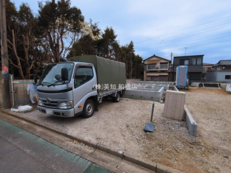 ��t�����P�J�s�쏉�x2���ڂ̐V�z��ˌ��Ă̑O�ʓ��H�܂ތ��n�ʐ^