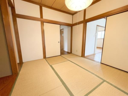 ��t���l�X���s���P�u3���ڂ̒��È�ˌ��Ă̘a��