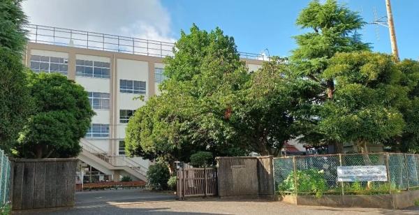 ��t���s��s���䒬3���ڂ̓y�n�̎��ӊ�