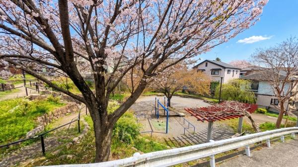 ��t����t�s�������ގ����̓y�n�̎��ӊ�