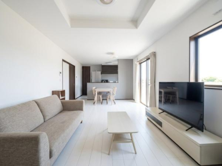 ��t����t�s��t����䓌3���� 24-5�̒��È�ˌ��Ẵ��r���O