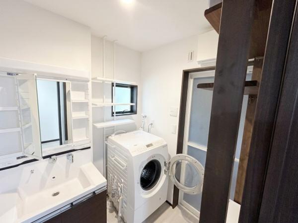 ��t����t�s��t����䓌3���� 24-5�̒��È�ˌ��Ă̐��ʑ�E���ʏ�