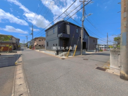 ��t����t�s��t��L��2���ڂ̐V�z��ˌ��Ă̑O�ʓ��H�܂ތ��n�ʐ^