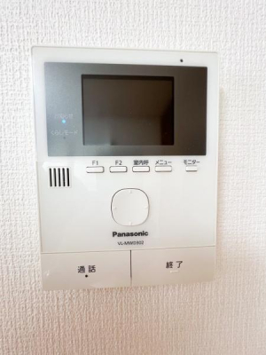 ��t����t�s�Ԍ���悱�Ă͂���5���� 8-6�̒��È�ˌ��Ẵ��r���O�ȊO�̋���