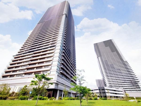 ��t����t�s���l���t3���ڂ̒��Ã}���V�����̌��n�O�ώʐ^